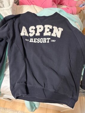 Aspen Resort Navy Crewneck Sweatshirt